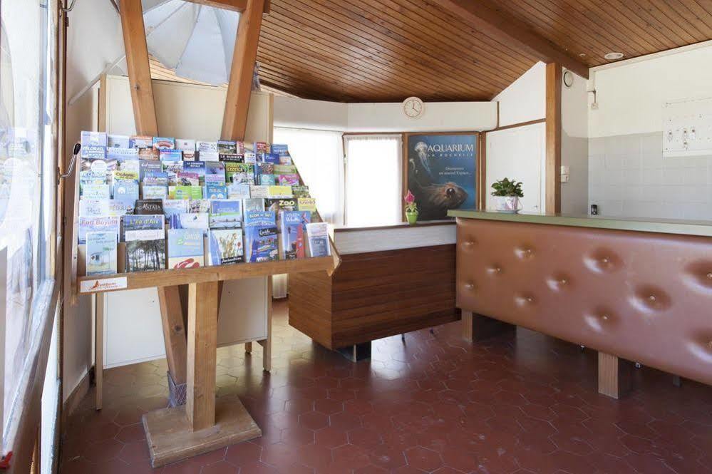 Sous Les Pins Hotel Ронс-ле-Бен Екстериор снимка